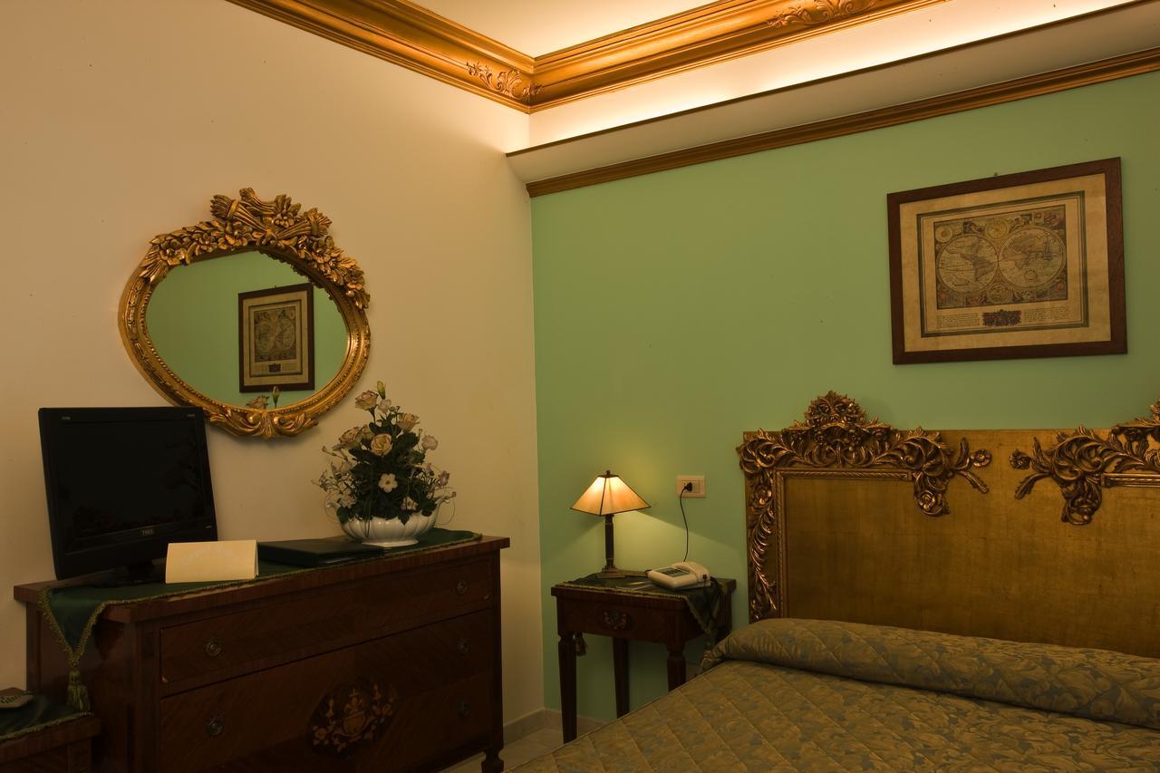 Grand Hotel Michelacci Gabicce Mare Exterior photo