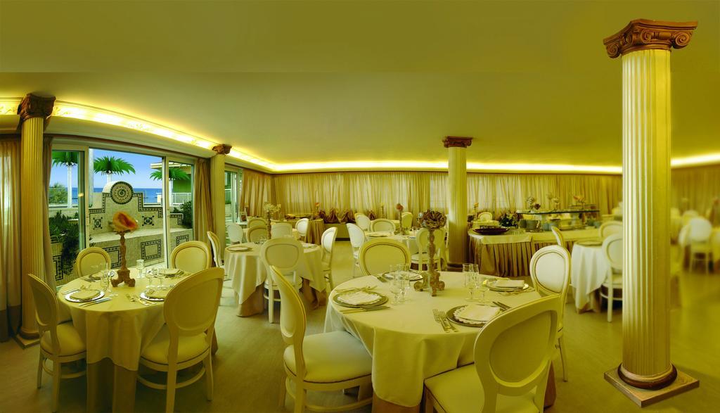 Grand Hotel Michelacci Gabicce Mare Exterior photo